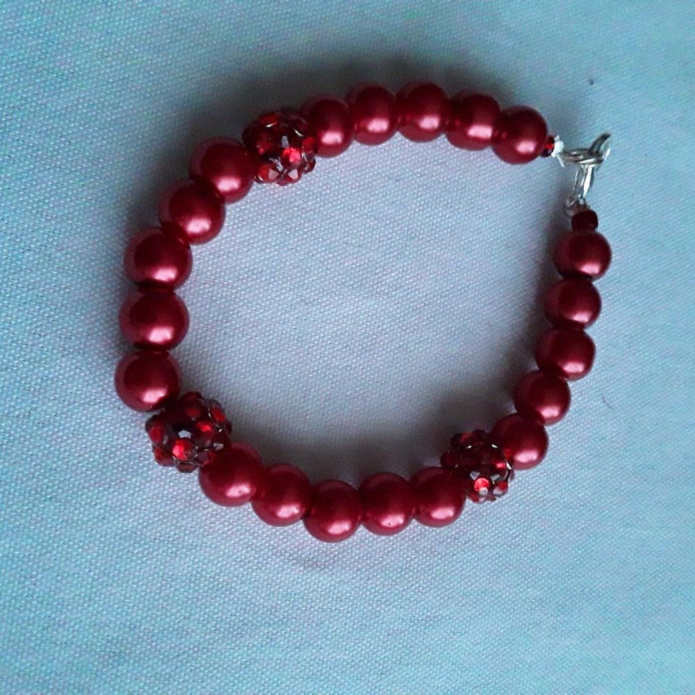 Handmade red faux pearl bracelet